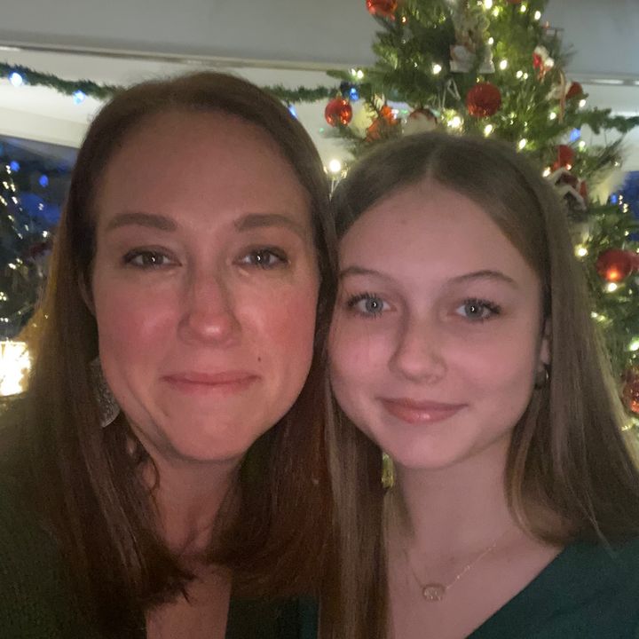 Profile Picture of Paula (@paulascur) on Tiktok