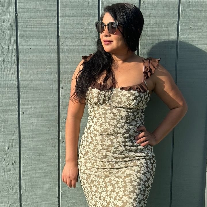 Profile Picture of Janet S. (@janet83_) on Tiktok