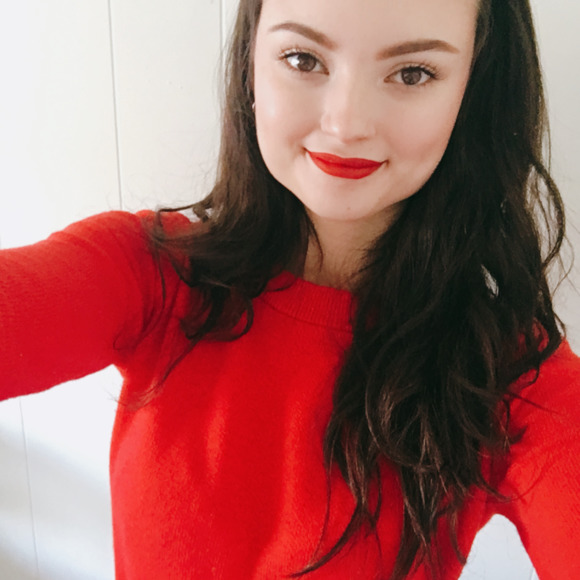 Brooke Liakopoulos - Poshmark Profile Picture of Brooke Liakopoulos (@brookielia) on Poshmark