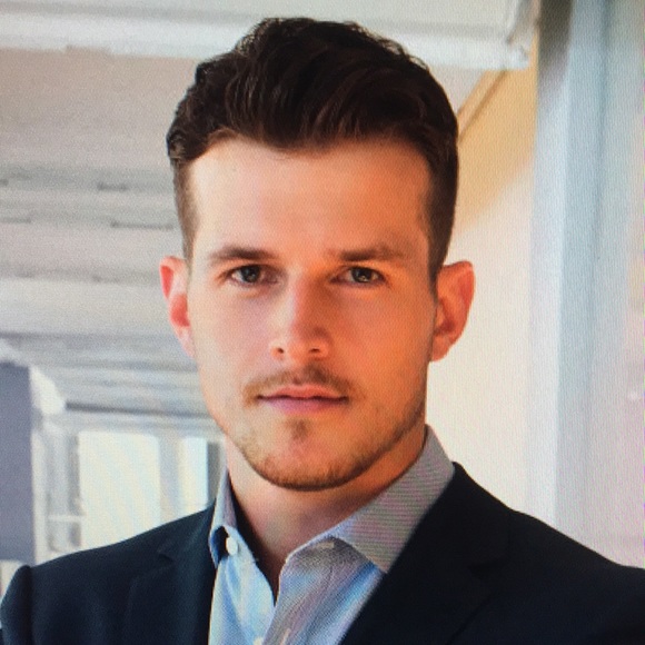 Profile Picture of Alexey Samoylov (@alexeysamoylov) on Poshmark