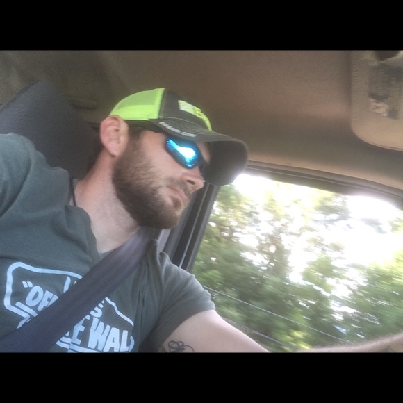 Profile Picture of Chris Posey (@chrisposey69) on Poshmark