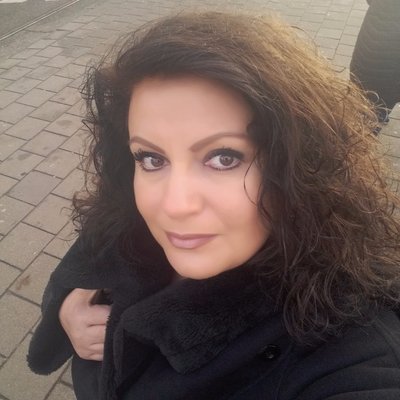 Profile Picture of Mira Khoury (@mirakhoury4) on Twitter