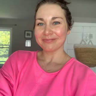 Profile Picture of Kaitlyn Hooks | Yoga (@kaitlyn.hooks) on Instagram