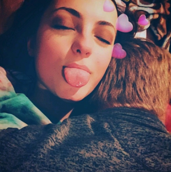 Profile Picture of Sam Tschumperlin (@sjt823) on Poshmark