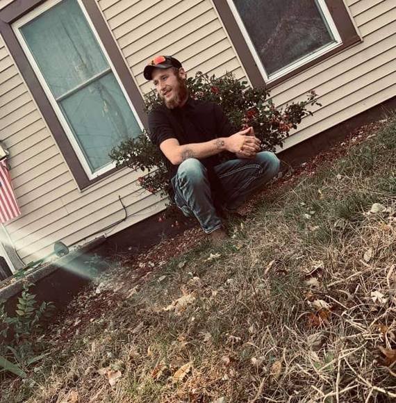 Profile Picture of Vincent Derschon (@vincentderschon) on Poshmark