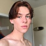 Profile Picture of Alec Stevenson (@moonnblush) on Instagram