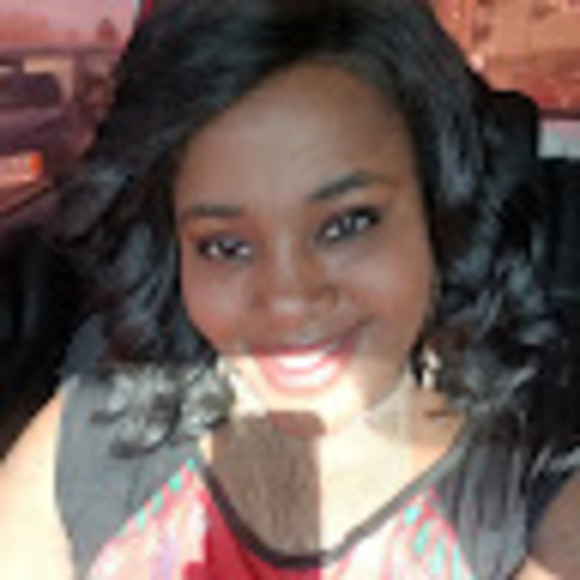 Profile Picture of Carlotta Mason (@c08mason) on Poshmark