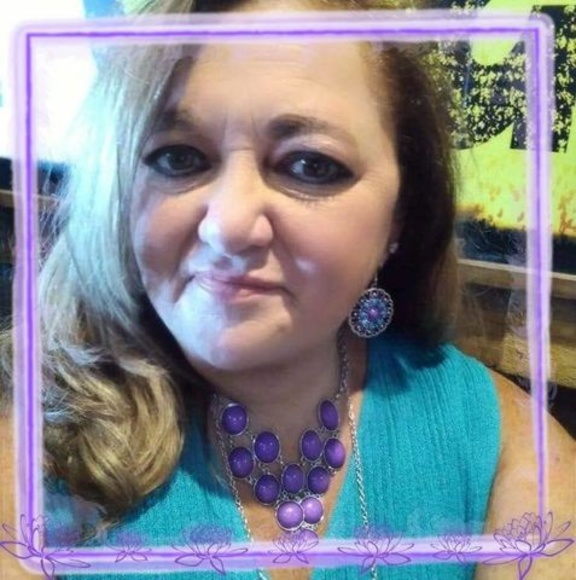 Profile Picture of Beth Inman (@biggurl1964) on Poshmark