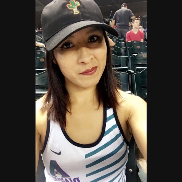 Profile Picture of Mikaela Martinez (@kaelabeanz) on Poshmark