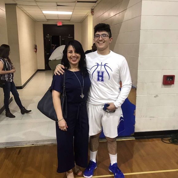 Profile Picture of Tyler uzama Abel (@tyler0408409) on Poshmark