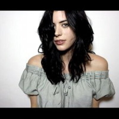 Profile Picture of Laura Chalmers (@lalobot) on Twitter