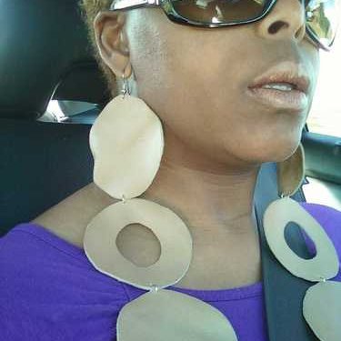 Profile Picture of Marilyn Miles Denson (@mmilesdenson) on Twitter