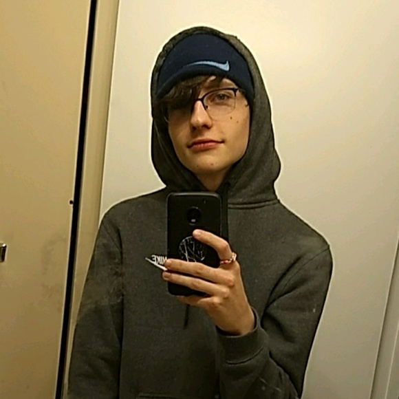 Profile Picture of Jacob Wiles (@jtoby2000) on Poshmark