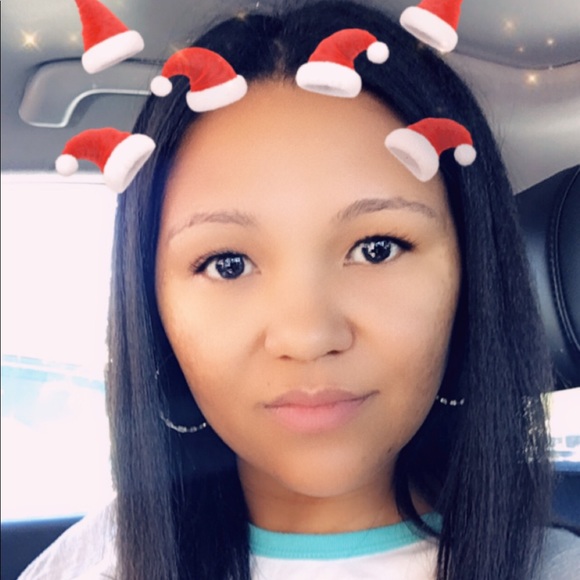 Profile Picture of Tyann Hammett (@tyannhammett89) on Poshmark