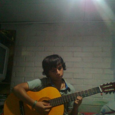 Profile Picture of Mario Mujica (@mujikrock) on Twitter