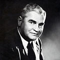 Profile Picture of Lester Corrin Strongon Wikipedia