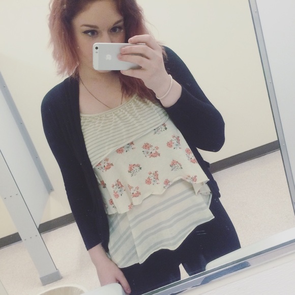 Profile Picture of Morgan Mosiman (@sealmilked) on Poshmark