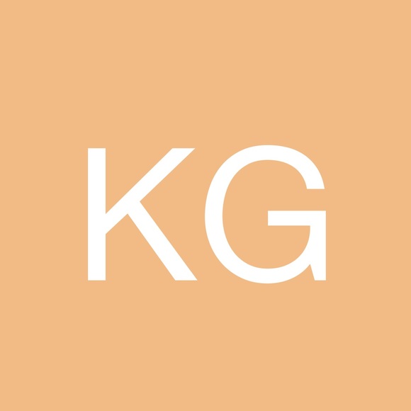 Profile Picture of Kelley Gregory (@kgthreads) on Poshmark