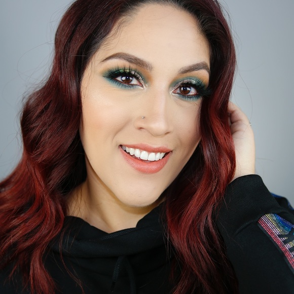 Profile Picture of Mariela Cortez (@marielamakeup) on Poshmark