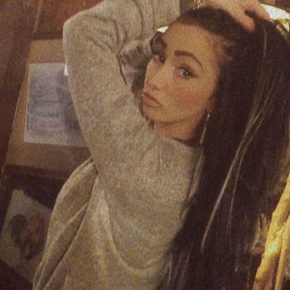 Profile Picture of Audrey Harper (@feedaldeedal) on Poshmark