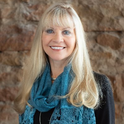 Profile Picture of Sandra Donahue (@sandydonahueRE) on Twitter