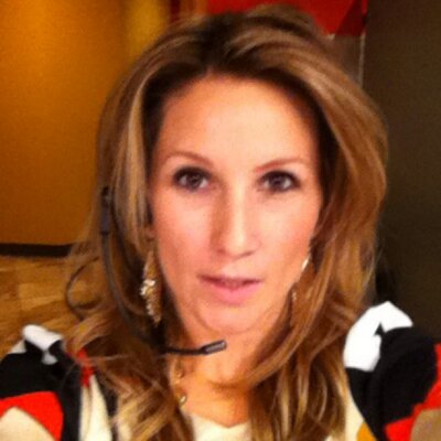 Profile Picture of Jacquelyn Peterson (@JacquelynPete19) on Twitter