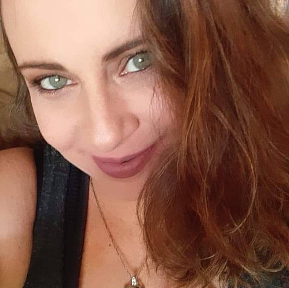 Profile Picture of Amanda Neipert (@amanda_k022002) on Poshmark