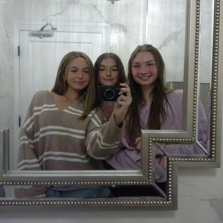 Profile Picture of carlyhoppe (@carlyhoppe) on Tiktok