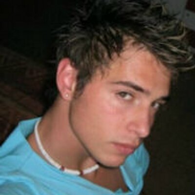 Profile Picture of Luis Laurel (@Chary2842) on Twitter