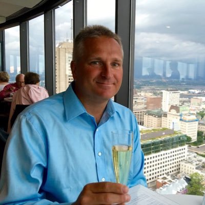 Profile Picture of Lindsay Mario (@LindsayMario1) on Twitter