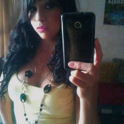 Profile Picture of Paola Guillen (@paolaguillen79) on Twitter