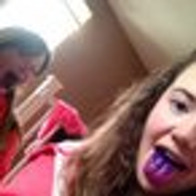 Profile Picture of Amelia Ferrer (@roire1929127) on Twitter