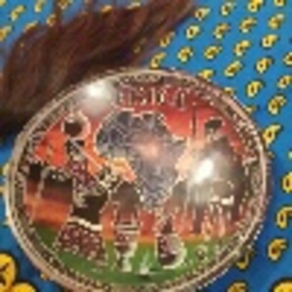 Profile Picture of May Zipperle (@dumba77) on Poshmark