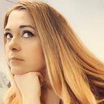 Profile Picture of Emily Curran (@emzandhermonsters) on Instagram