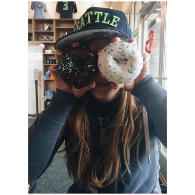 Profile Picture of Ashley McCuen (@ashleymccuen) on Twitter