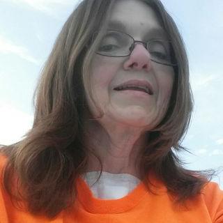 Profile Picture of Angie Pierson, RN (@amp722c) on Twitter