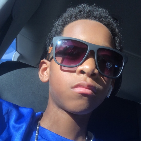 Profile Picture of Ernesto Rodriguezjr (@nesto______) on Poshmark