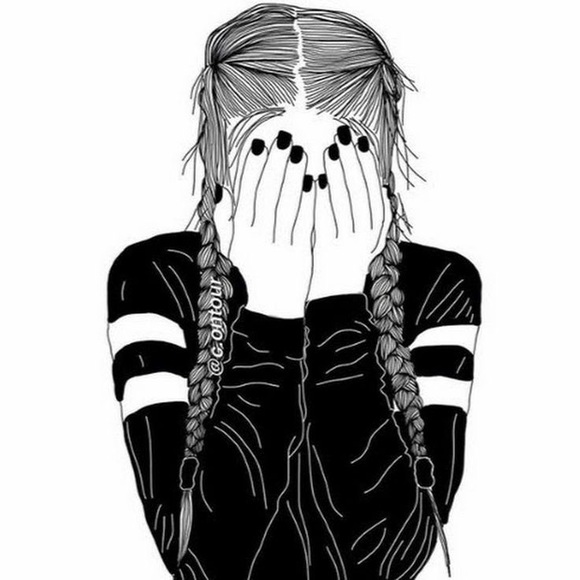 Profile Picture of Lucy Shaw (@queenlolow) on Poshmark