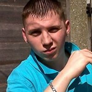 Profile Picture of Izzy 'dizzy' Cooper (@isabella.cooper) on Myspace