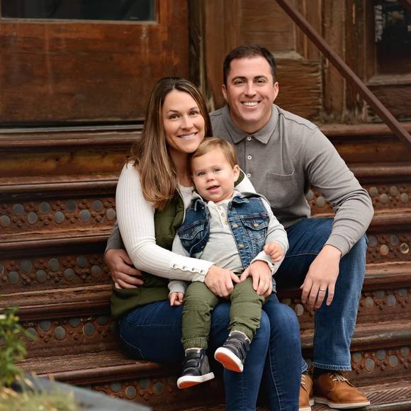 Profile Picture of Jason Parra (@japarra1318) on Poshmark