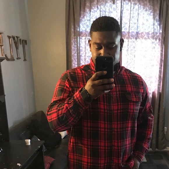 Profile Picture of Tyler Taylor (@boymillz199) on Poshmark