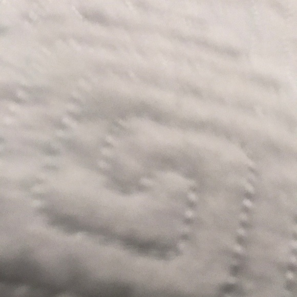 Profile Picture of Kevin Dominguez (@kevind716) on Poshmark