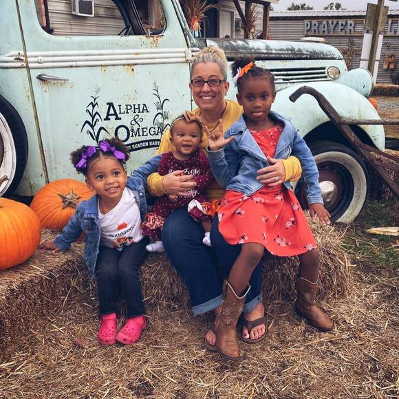 Profile Picture of Christina Heiner (@ceheiner) on Poshmark