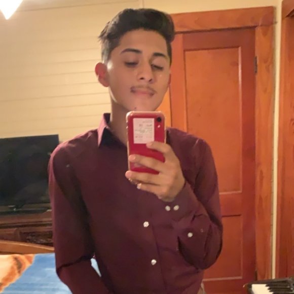 Profile Picture of Joseph f. Barro (@josephbarro29) on Poshmark