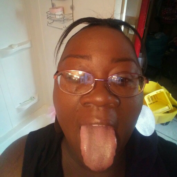 Profile Picture of Kevin Black (@kevinblack915) on Poshmark
