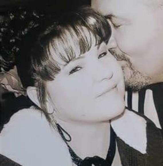 Profile Picture of Lori Vandorn (@lorivandorn) on Poshmark