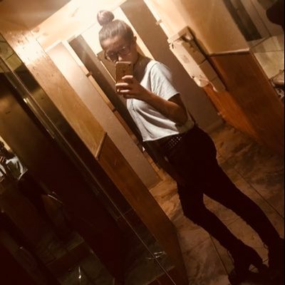 Profile Picture of Krystal Klein (@KrystalKlein20) on Twitter