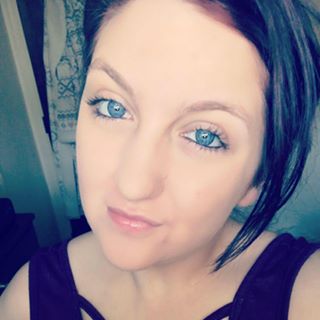 Profile Picture of Danielle Hooper (@danielle.hooper.716) on Facebook