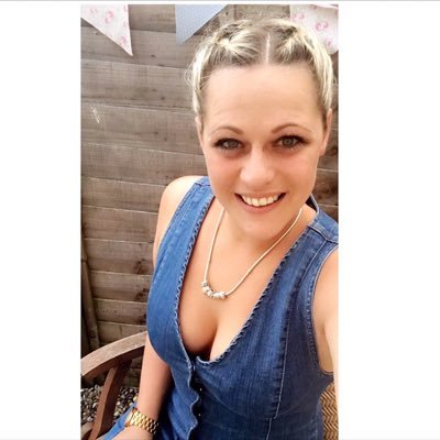 Profile Picture of Leah-Rose Stroud (@LeahRoseStroud2) on Twitter