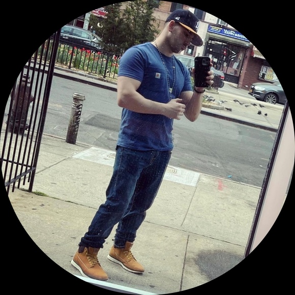 Profile Picture of Michael Delvecchio (@saint41michael) on Poshmark